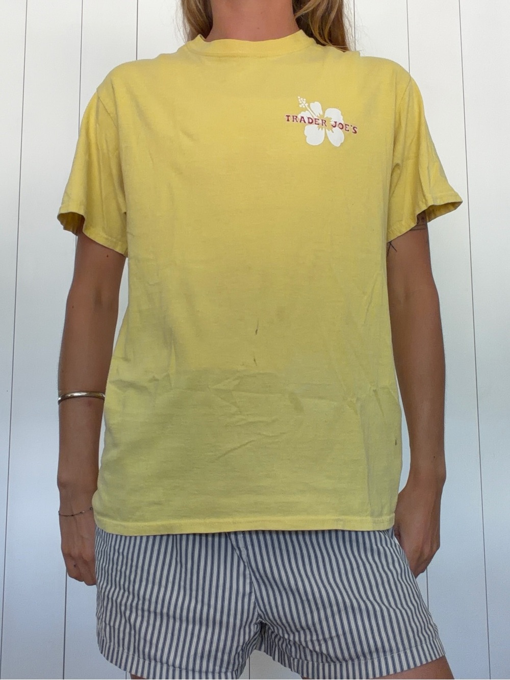 YELLOW TRADER JOE’S TEE